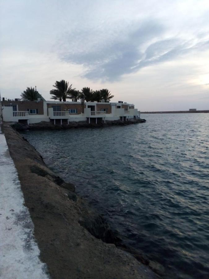 Al Ahmadi Plaza Resort Yanbu Exterior photo