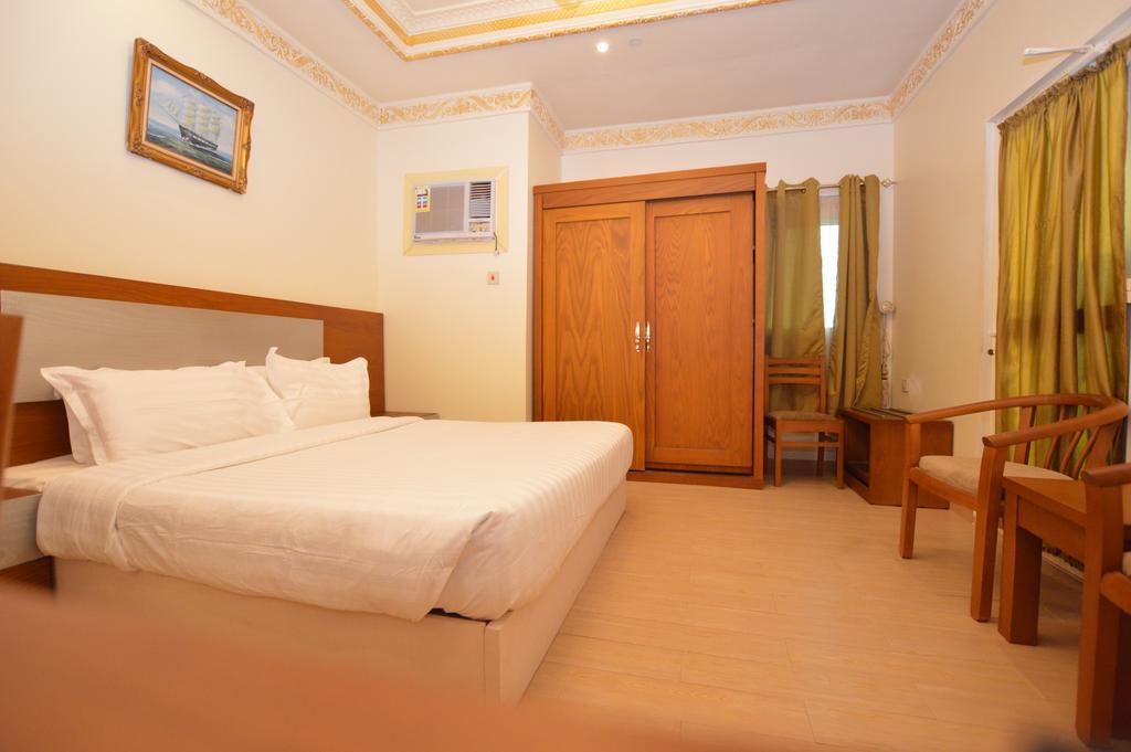 Al Ahmadi Plaza Resort Yanbu Exterior photo