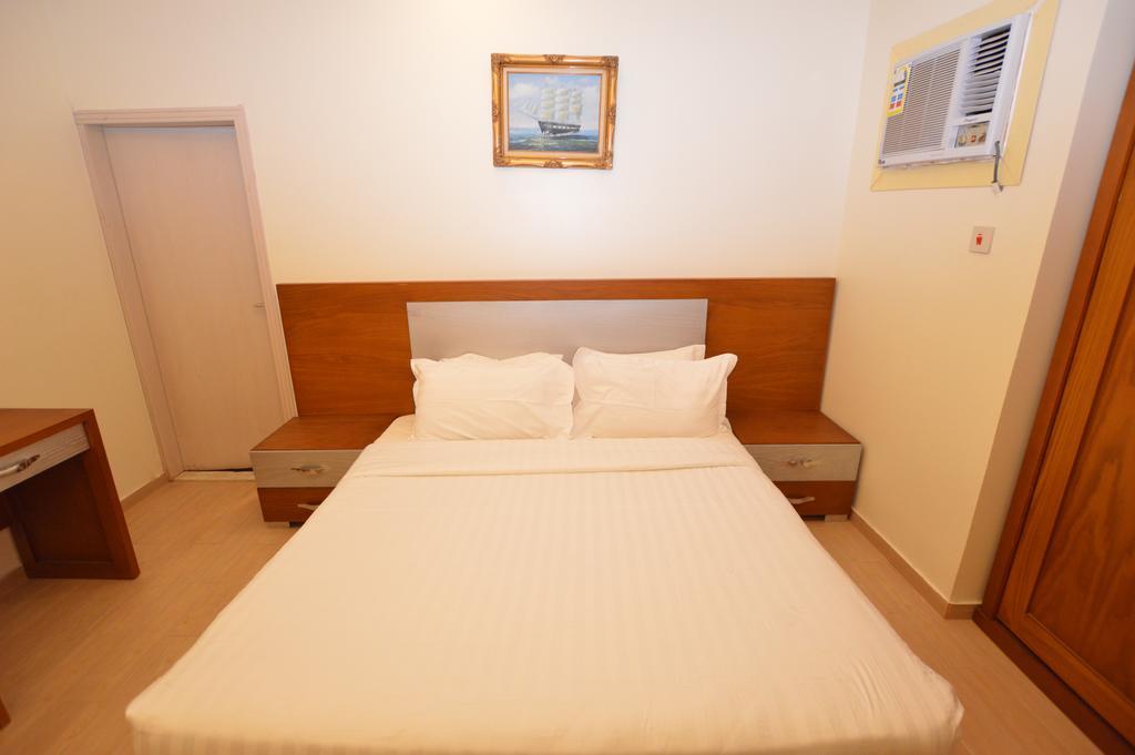Al Ahmadi Plaza Resort Yanbu Exterior photo