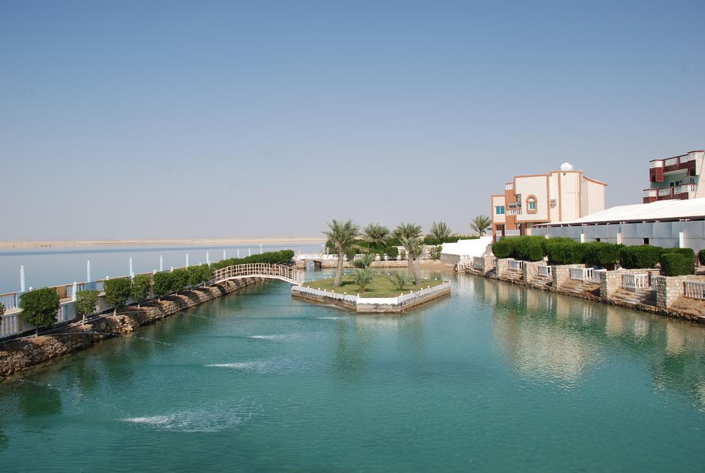 Al Ahmadi Plaza Resort Yanbu Exterior photo