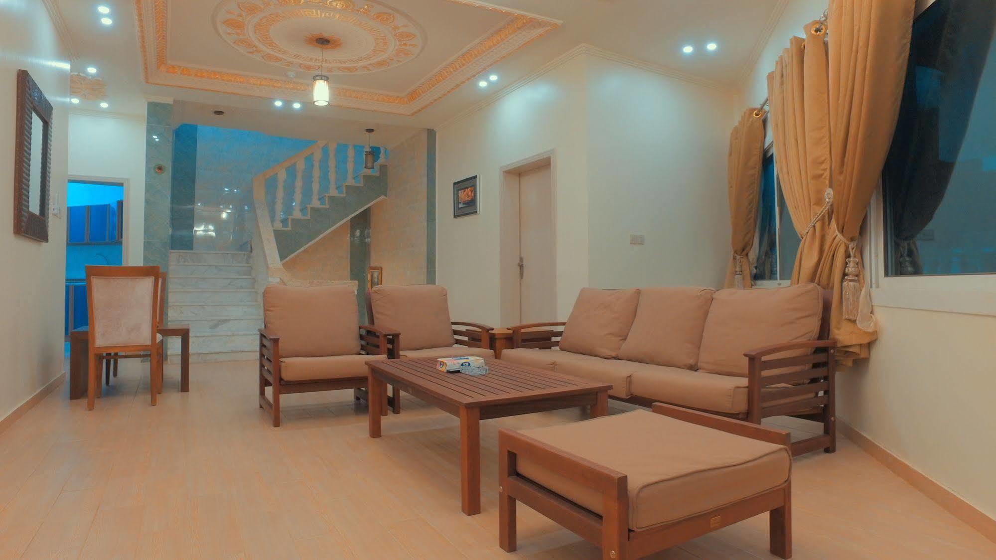 Al Ahmadi Plaza Resort Yanbu Exterior photo