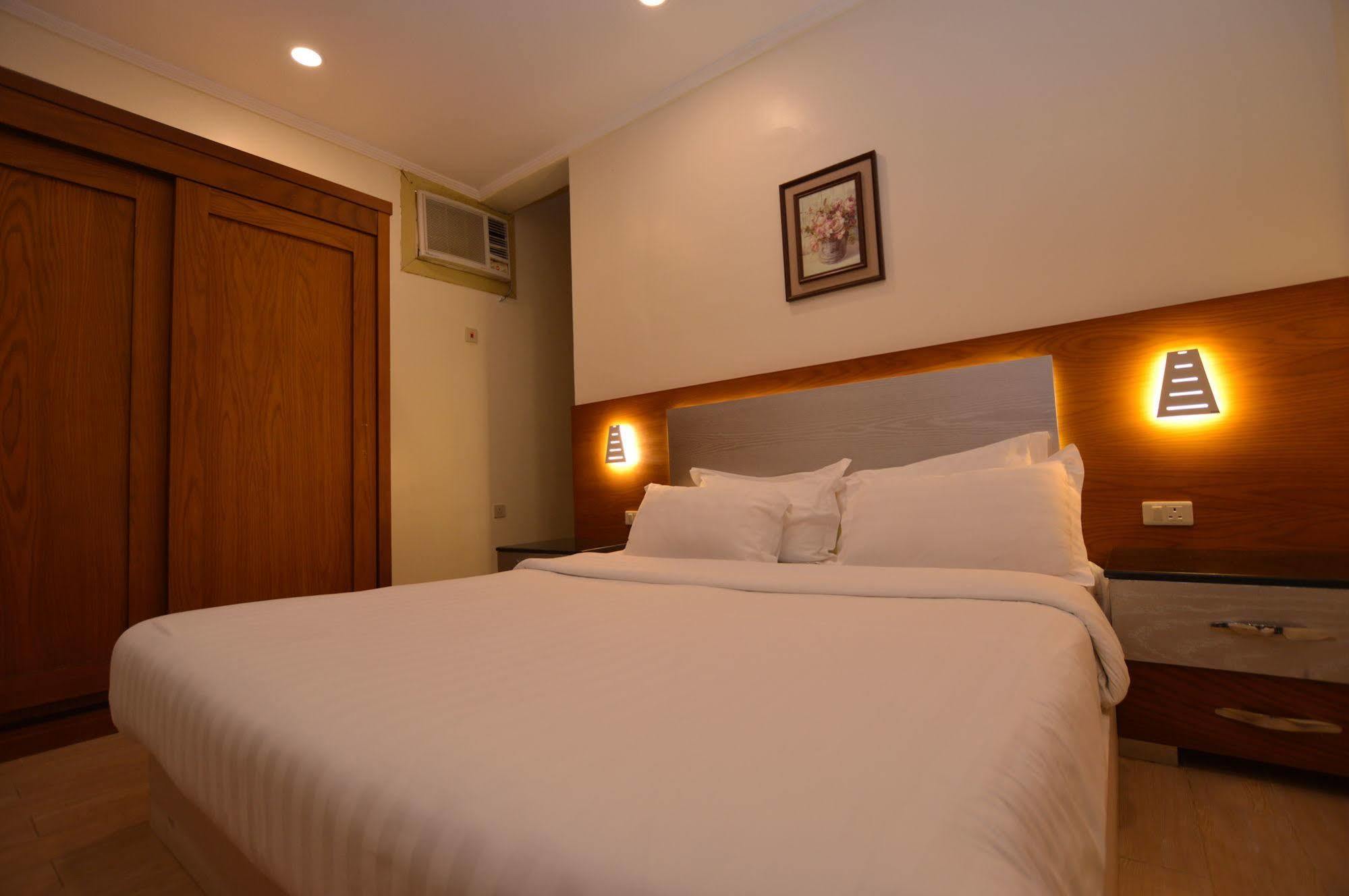 Al Ahmadi Plaza Resort Yanbu Exterior photo